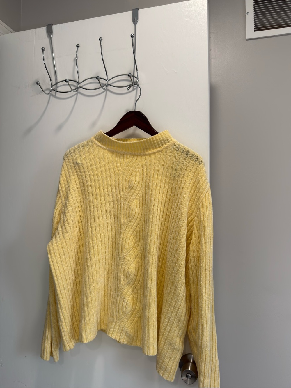 90s Retro Alfred Dunner Pastel Butter Yellow Ribbed Cable Crewneck Sweater